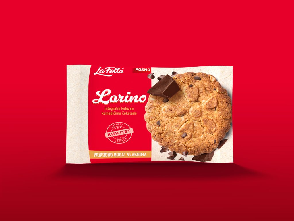 Larino chocolate wholegrain biscuit flowpack on red